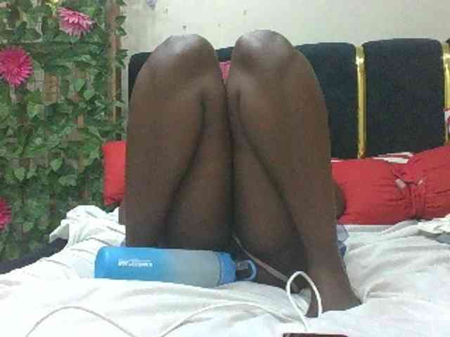 BoobieQueen webcam