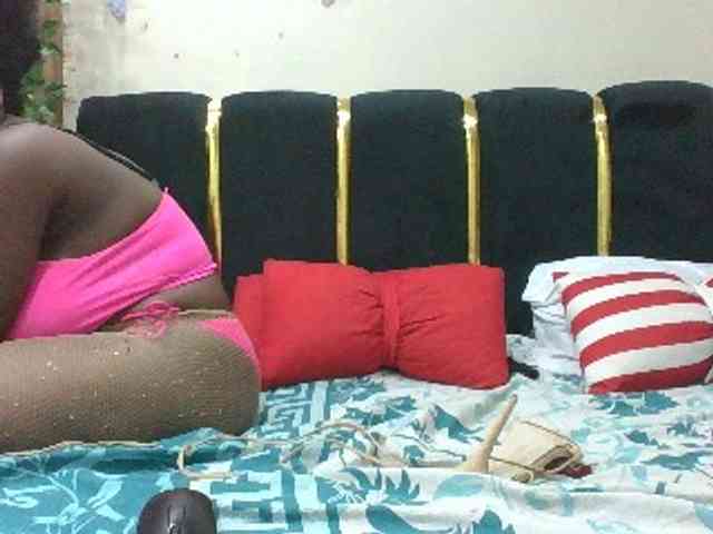 BoobieQueen webcam