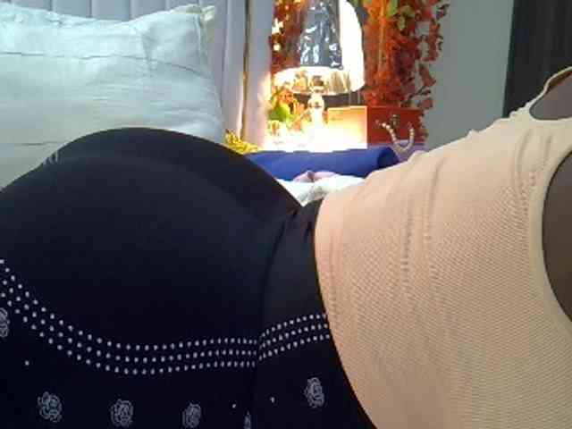 BoobieQueen webcam