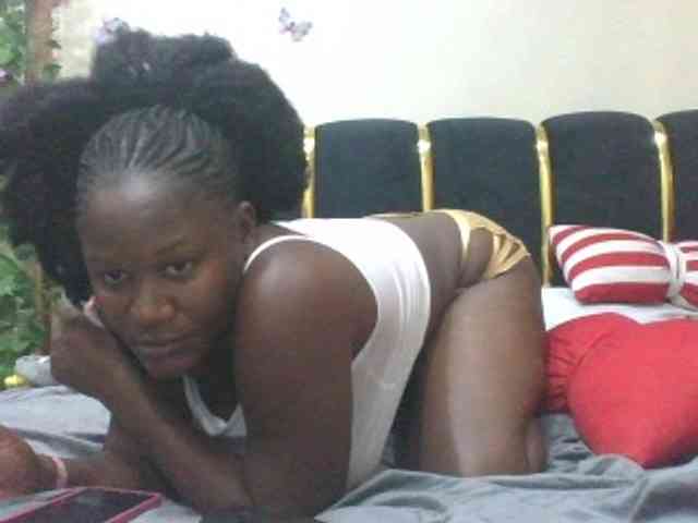 BoobieQueen webcam
