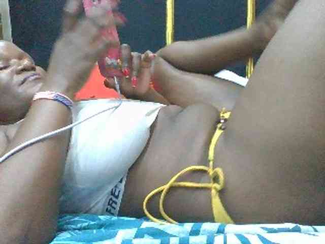 BoobieQueen webcam