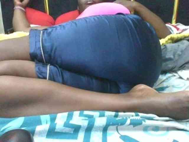 BoobieQueen webcam