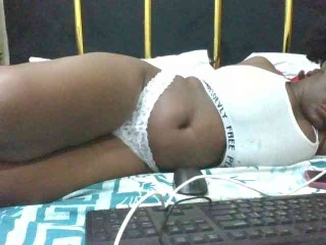 BoobieQueen webcam