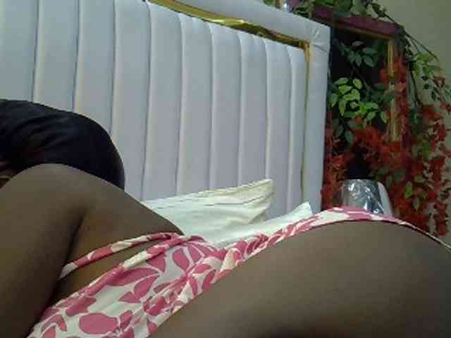 BoobieQueen webcam