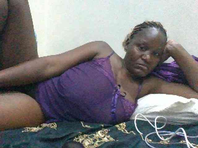 BoobieQueen webcam