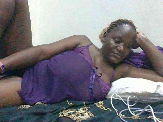 BoobieQueen webcam