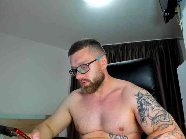iFindomguy Sex Cam Show
