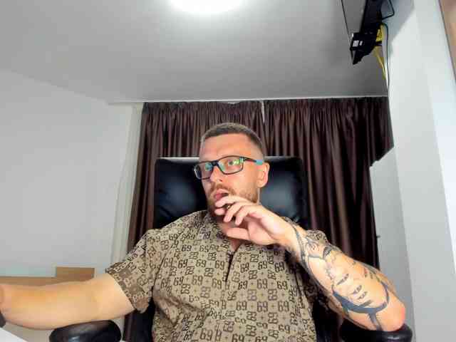 iFindomguy iFindomguy