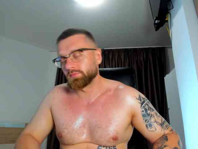 iFindomguy Sex Cam Show