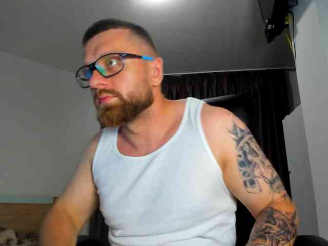 iFindomguy Sex Cam Show