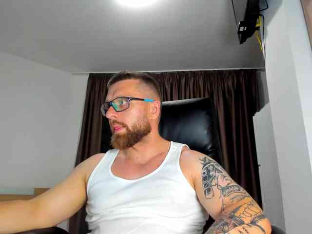 iFindomguy Sex Cam Show