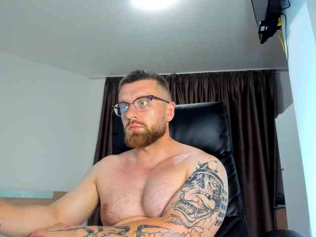 iFindomguy Sex Cam Show