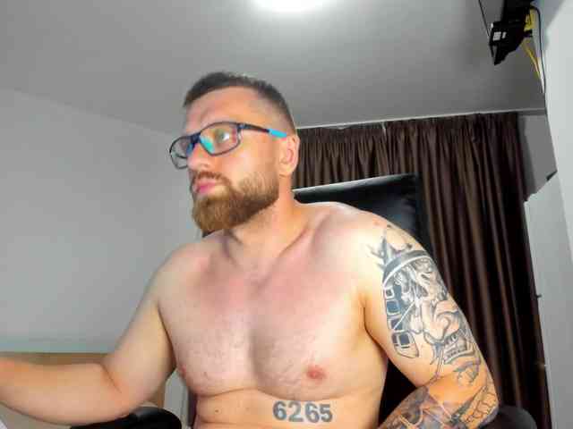 iFindomguy Sex Cam Show