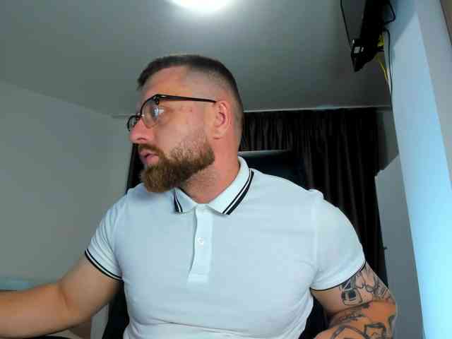 iFindomguy Sex Cam Show
