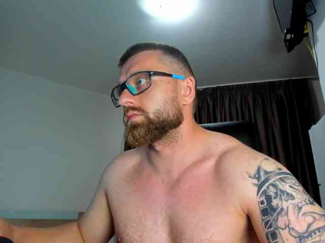 iFindomguy Sex Cam Show
