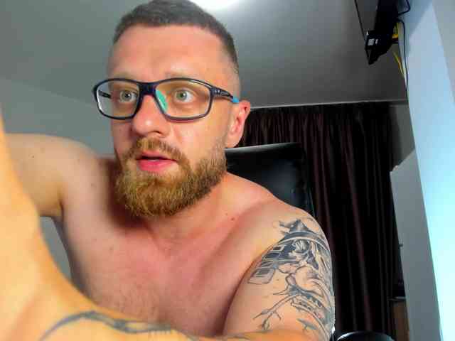 iFindomguy Sex Cam Show
