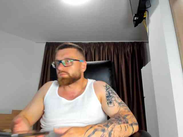 iFindomguy Sex Cam Show
