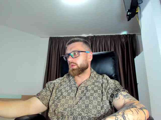 iFindomguy Sex Cam Show