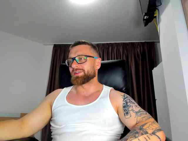 iFindomguy Sex Cam Show