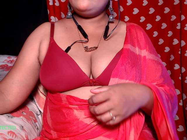 Redqueen007, 19 y/o - Live Cam on BongaCams