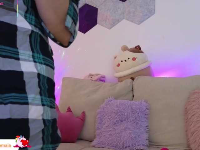 LarisaMaia live cam on BongaCams
