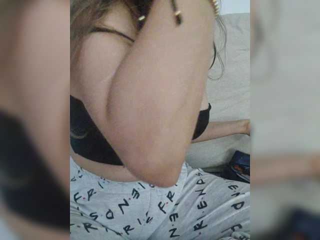 LarisaMaia live cam on BongaCams