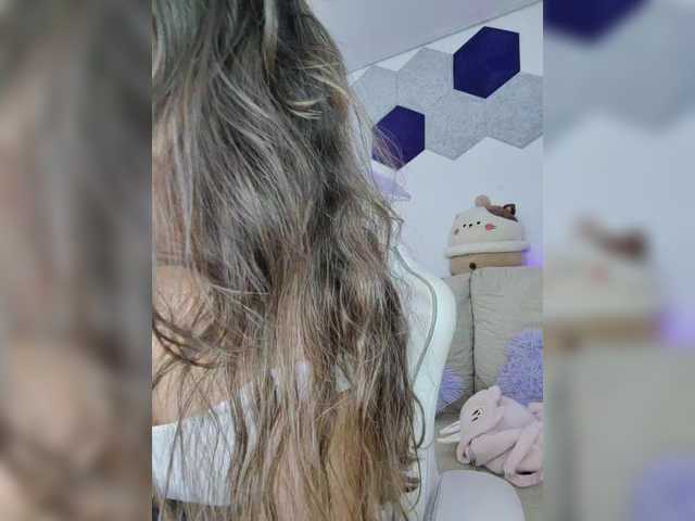 LarisaMaia live cam on BongaCams