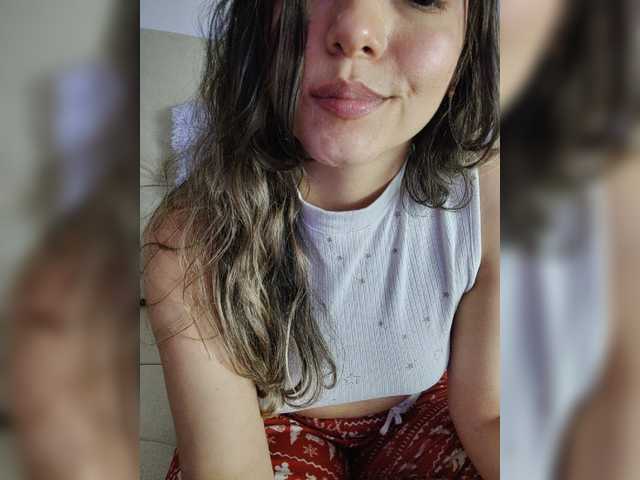 LarisaMaia live cam on BongaCams