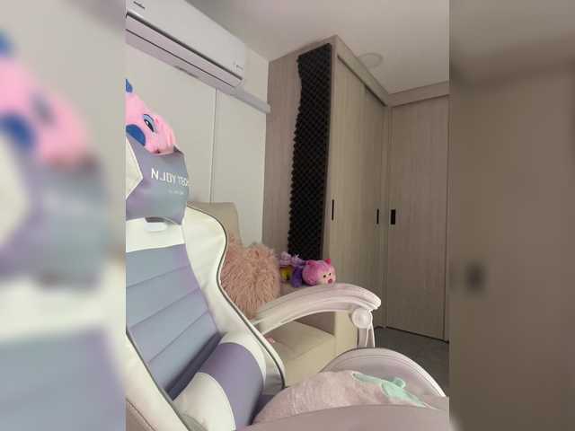 LarisaMaia live cam on BongaCams