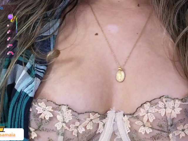 LarisaMaia live cam on BongaCams