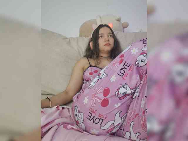 LarisaMaia webcam