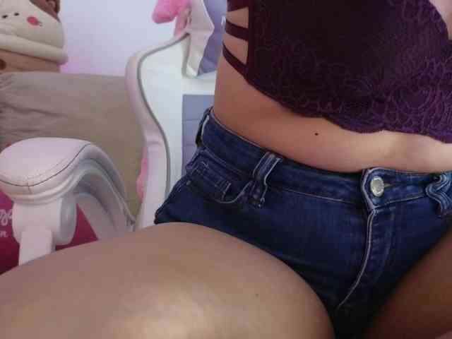 LarisaMaia webcam