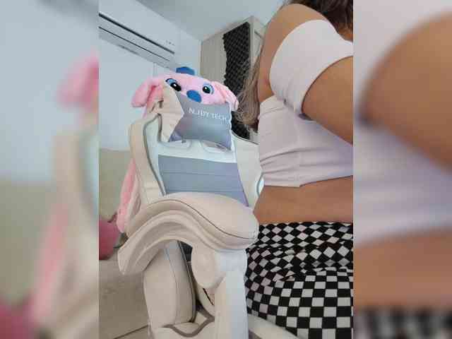 LarisaMaia LarisaMaia