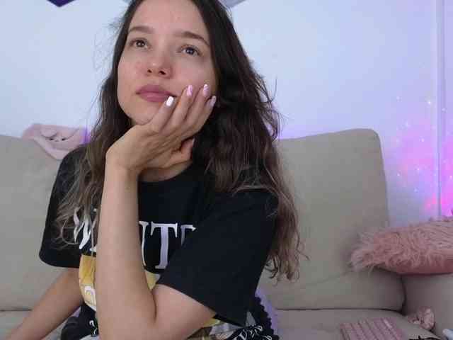 LarisaMaia webcam