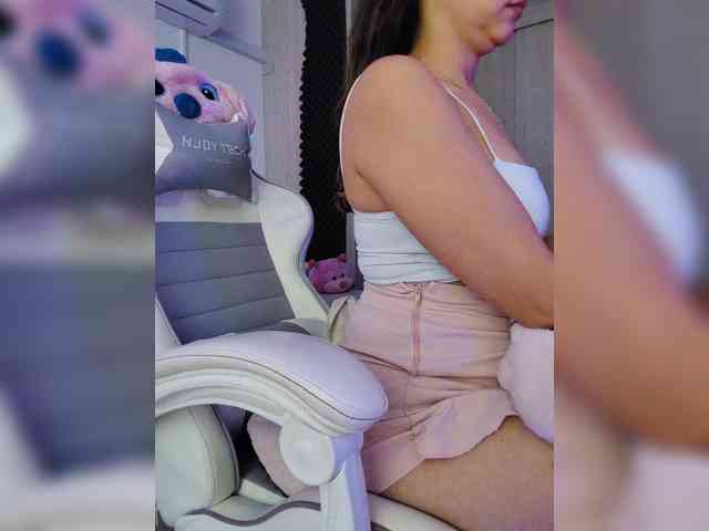 LarisaMaia webcam