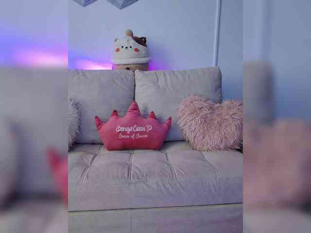 LarisaMaia webcam