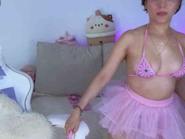 LarisaMaia webcam
