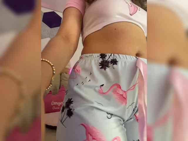 LarisaMaia webcam