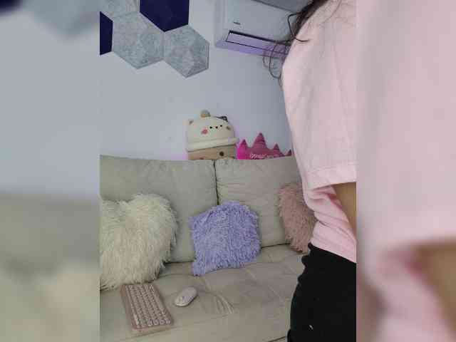 LarisaMaia webcam