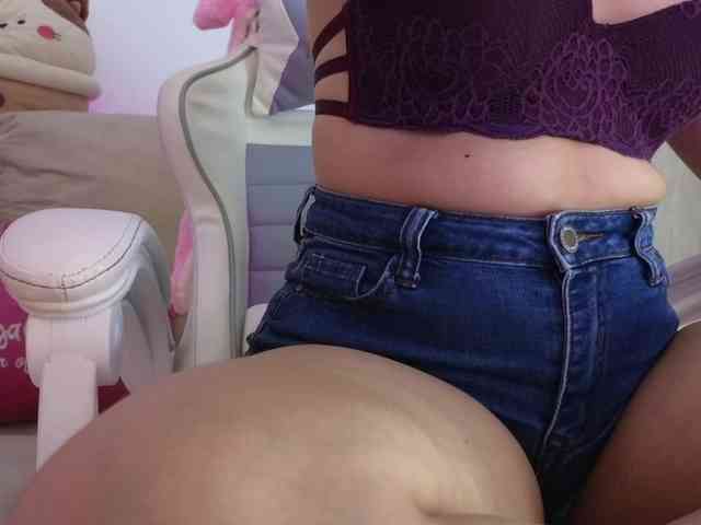 LarisaMaia webcam
