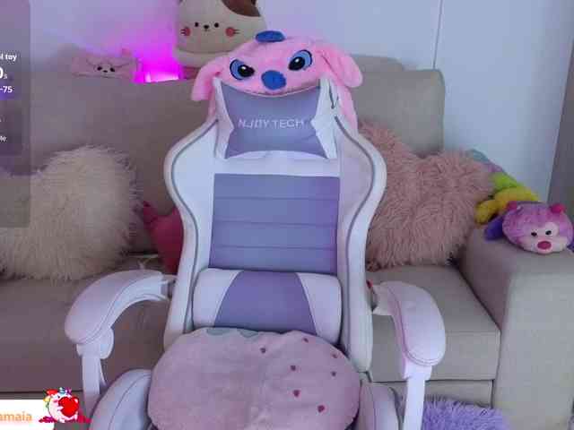 LarisaMaia webcam