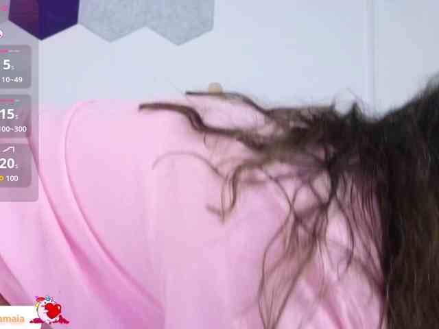 LarisaMaia webcam