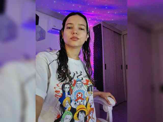 LarisaMaia webcam