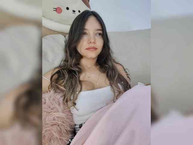 LarisaMaia webcam