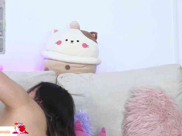 LarisaMaia webcam