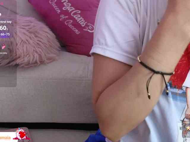 LarisaMaia webcam