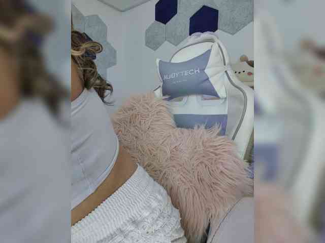 LarisaMaia LarisaMaia