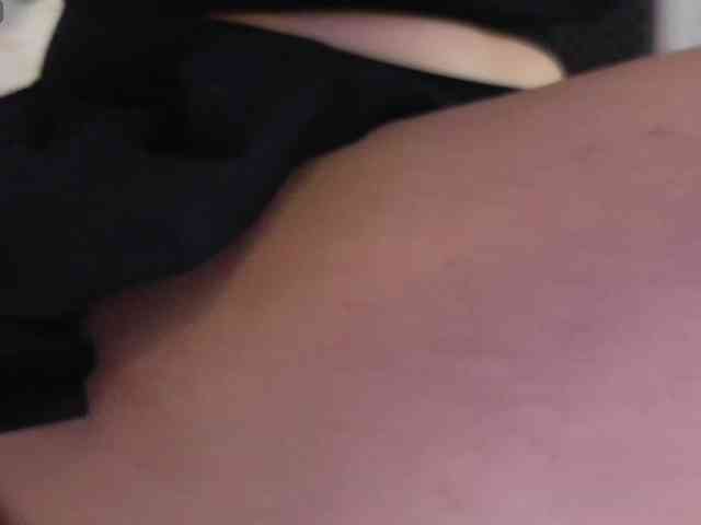 LarisaMaia webcam