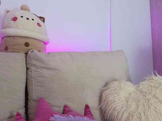LarisaMaia webcam