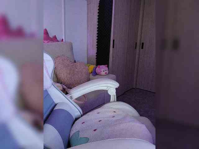 LarisaMaia webcam
